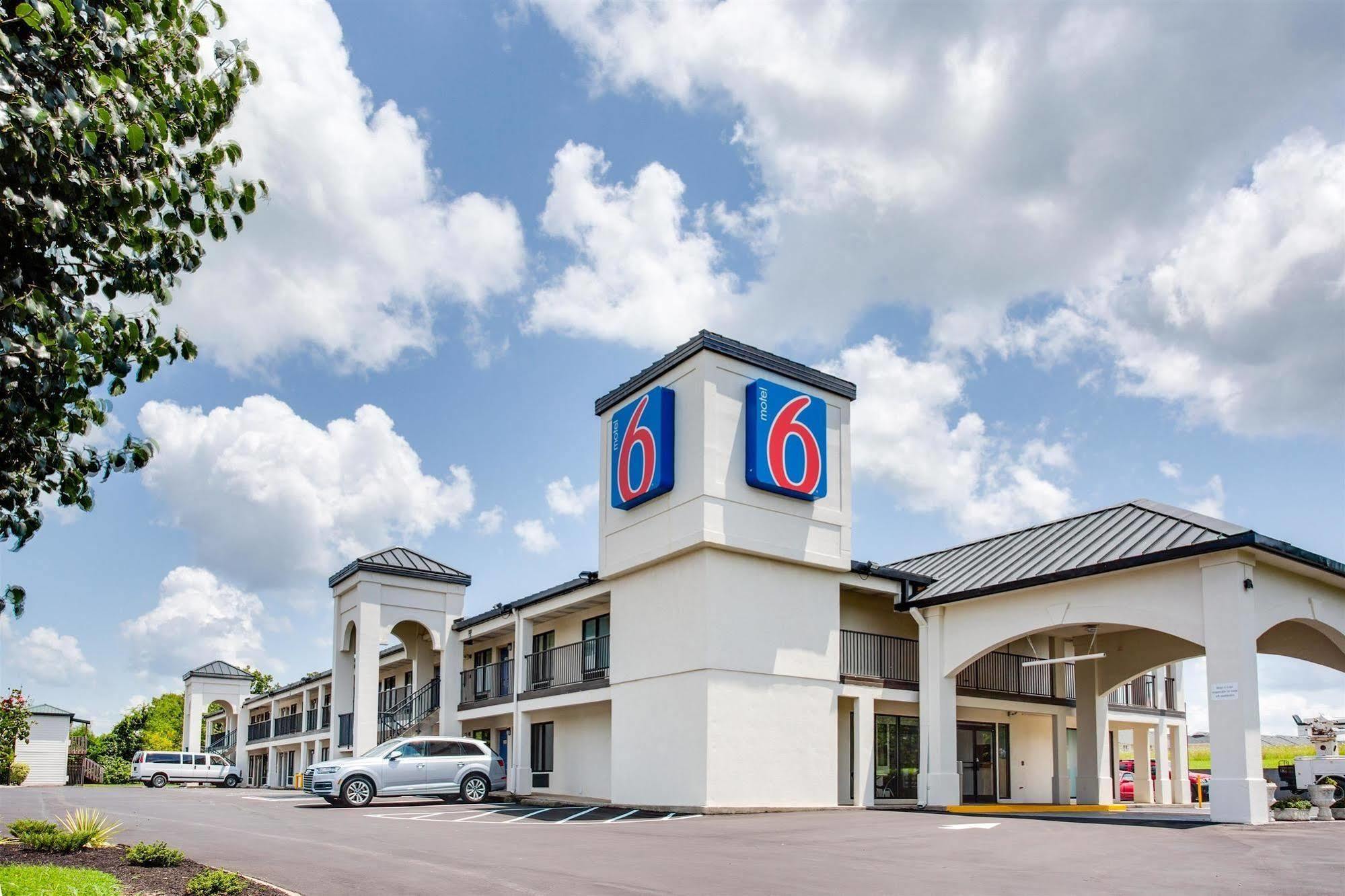 Motel 6-White House, Tn Bagian luar foto